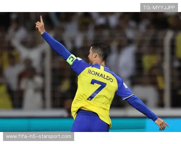 C罗自嘲被嘘：越喷我越强！传奇的逆袭之路