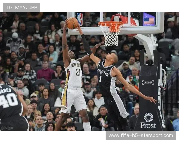 马刺主帅神调度！2-3联防打懵鹈鹕，3分钟4失误奠胜局，马刺 队